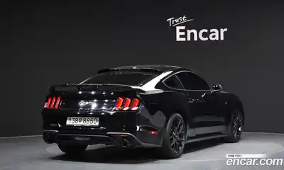 Ford Mustang, 2019