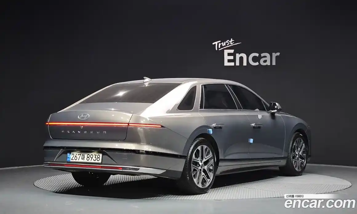 Hyundai Grandeur 2023 2.5 Автомат в Москве № 335977, фото 15