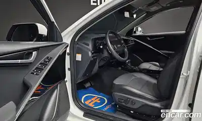 Kia Niro 2022 1.6 Автомат в Москве № 337718, миниатюра 12
