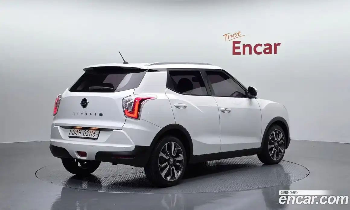 SsangYong TIBOLI 2016 1.6 Автомат в Москве № 341369, фото 15