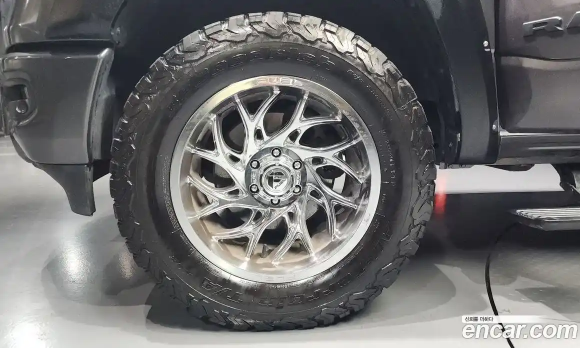 Dodge Ram Pick Up 2019 5.7 Автомат в Москве № 353806, фото 5