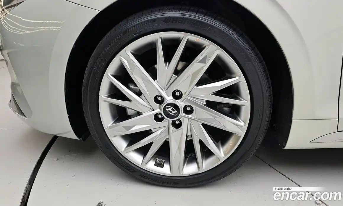 Hyundai Grandeur 2023 2.5 Автомат в Москве № 357011, фото 5