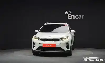 Kia Stonic 2018 1.4 Автомат в Москве № 362800, миниатюра 3