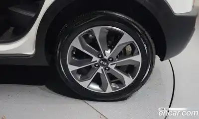 Kia Stonic 2018 1.4 Автомат в Москве № 362800, миниатюра 5