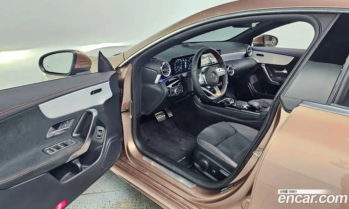 Mercedes-Benz CLA-Class 2022 2.0 Автомат в Москве № 369072, фото 11