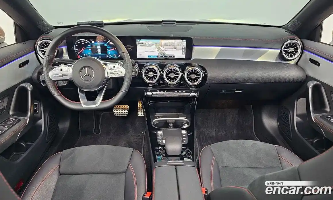 Mercedes-Benz CLA-Class 2022 2.0 Автомат в Москве № 369072, фото 7