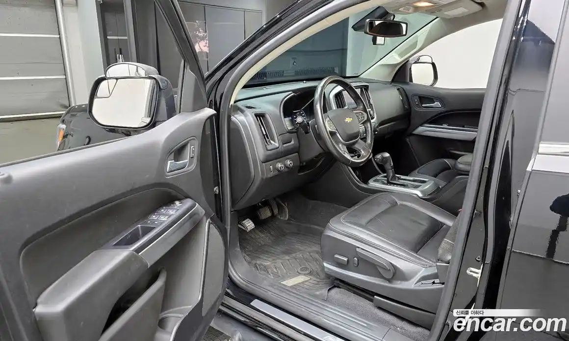 Chevrolet Colorado 2020 3.6 Автомат в Москве № 37076, фото 19