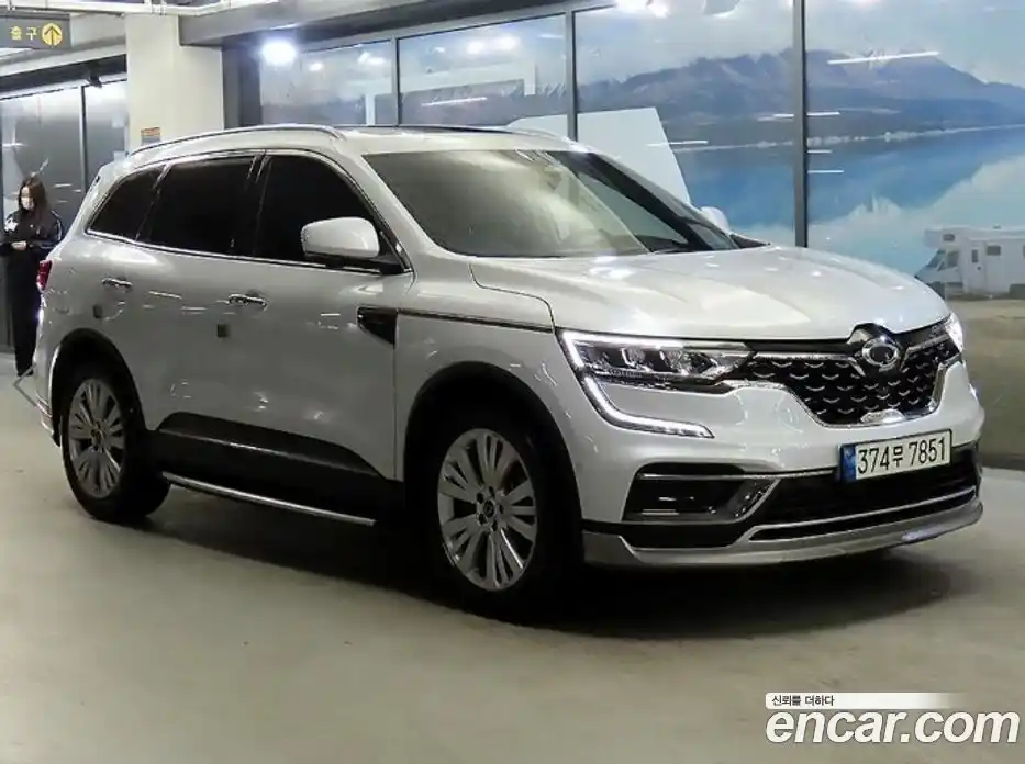 Renault QM6 2022 2.0 Вариатор в Москве № 383348, фото 1