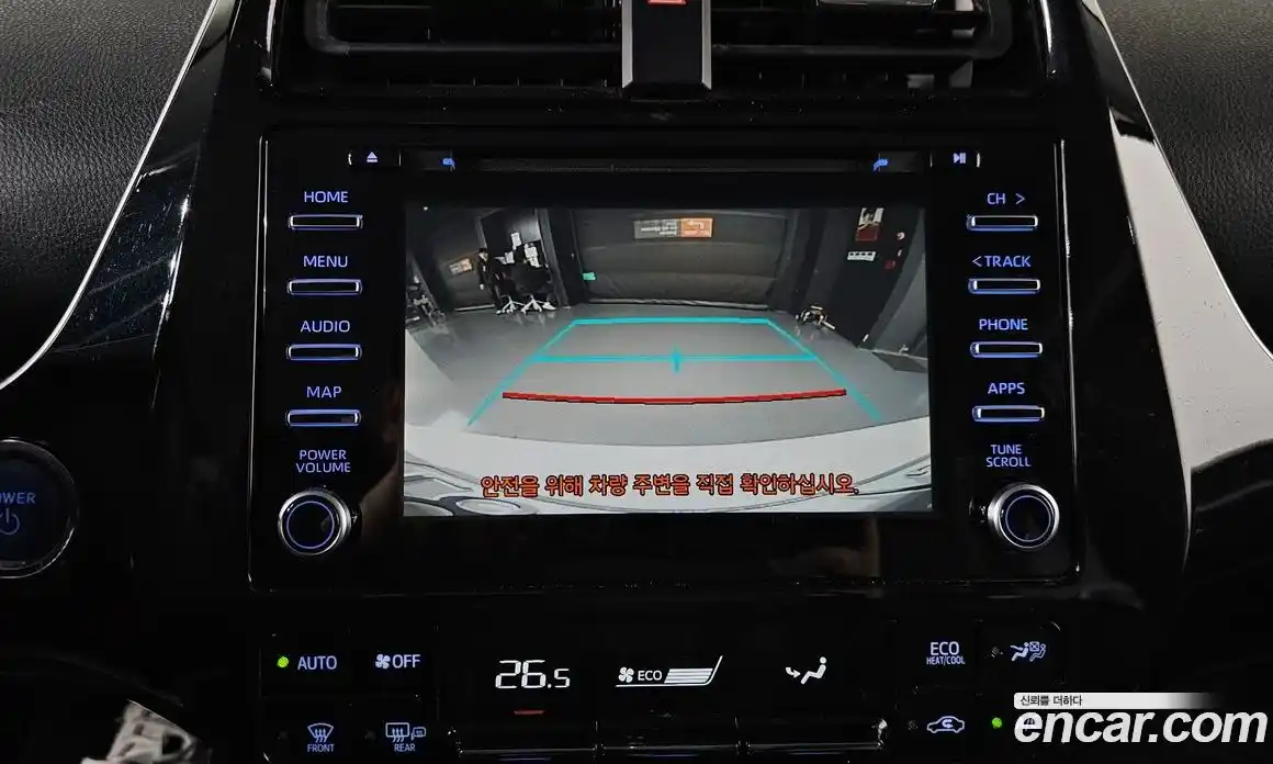 Toyota Prius 2019 1.8 Автомат в Москве № 384038, фото 17