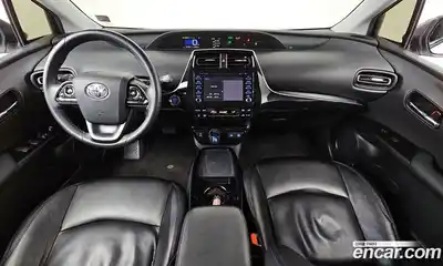 Toyota Prius 2019 1.8 Автомат в Москве № 384038, миниатюра 7