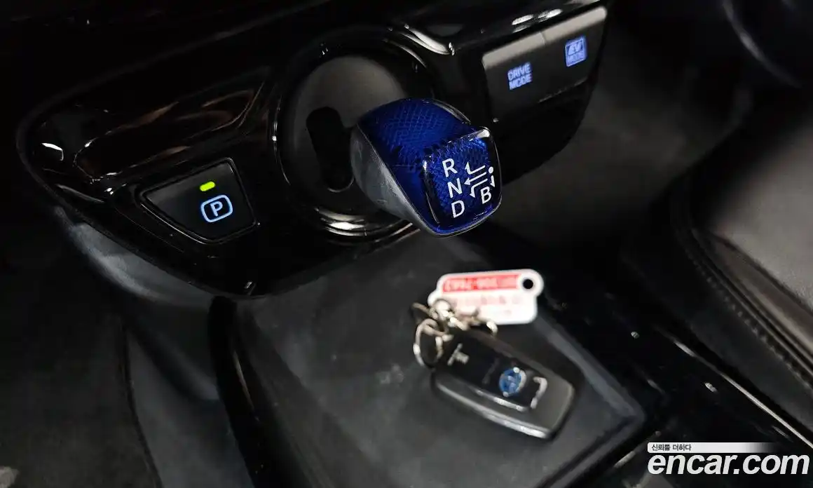 Toyota Prius 2019 1.8 Автомат в Москве № 384038, фото 9