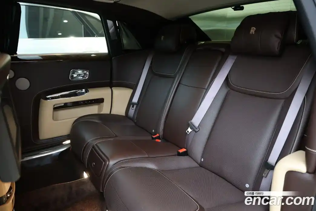 Rolls-Royce Ghost 2018 6.6 Автомат в Москве № 387489, фото 16