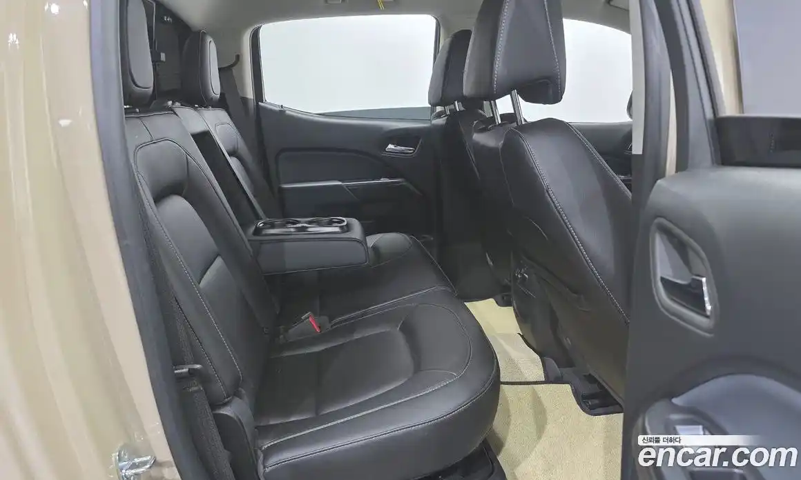 Chevrolet Colorado 2022 3.6 Автомат в Москве № 38838, фото 12