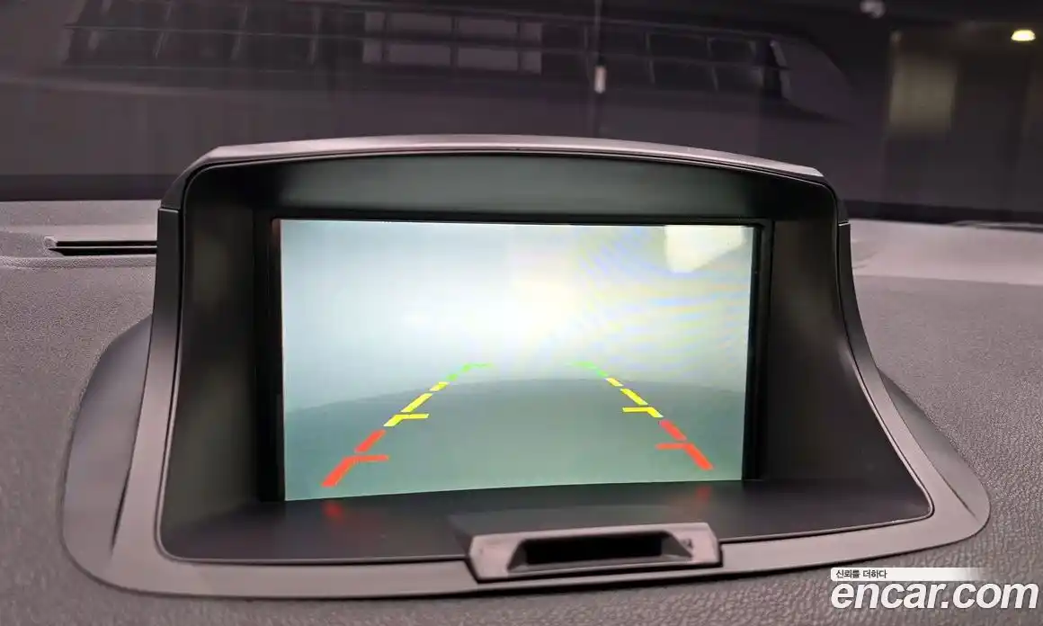 Renault SM3 2016 1.6 Автомат в Москве № 395780, фото 15