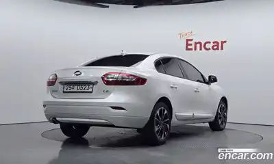 Renault SM3 2016 1.6 Автомат в Москве № 395780, миниатюра 2