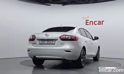 Renault SM3 2016 1.6 Автомат в Москве № 395780, миниатюра 4