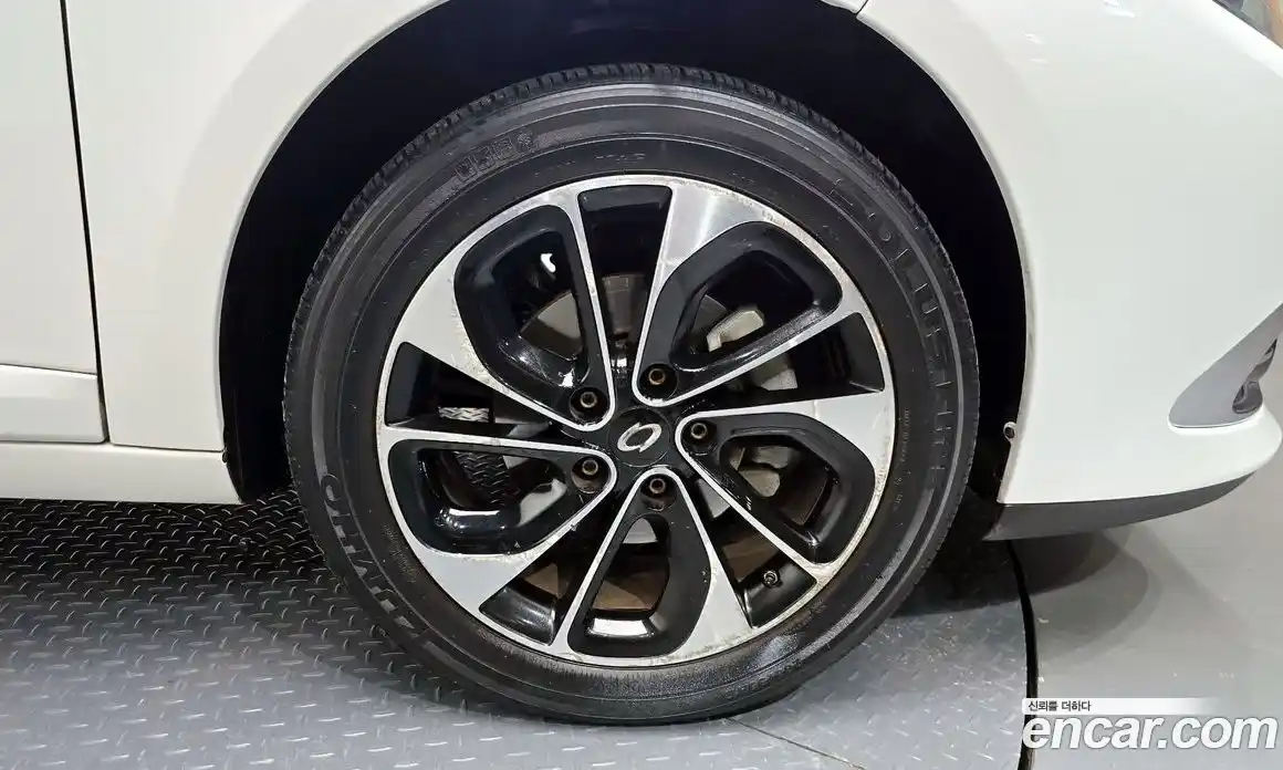 Renault SM3 2016 1.6 Автомат в Москве № 395780, фото 5