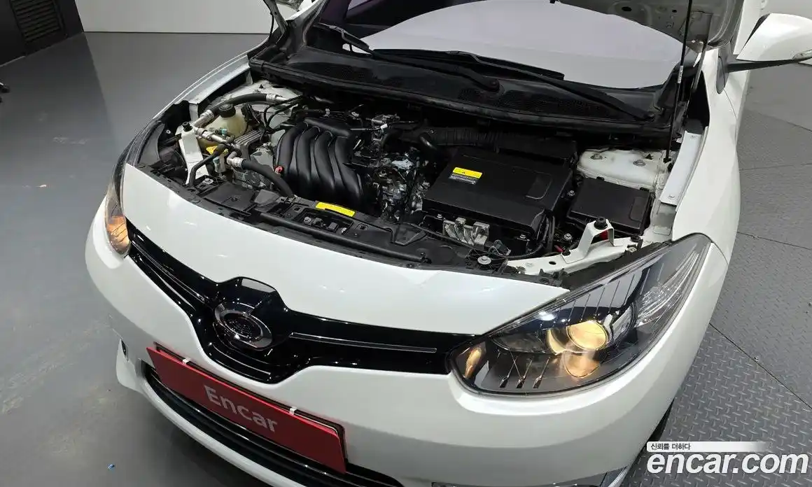 Renault SM3 2016 1.6 Автомат в Москве № 395780, фото 6