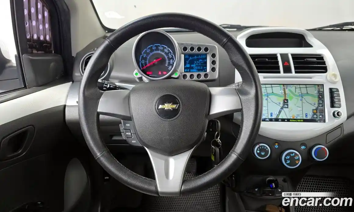 Chevrolet Spark 2013 1.0 Механическая в Москве № 41243, фото 3