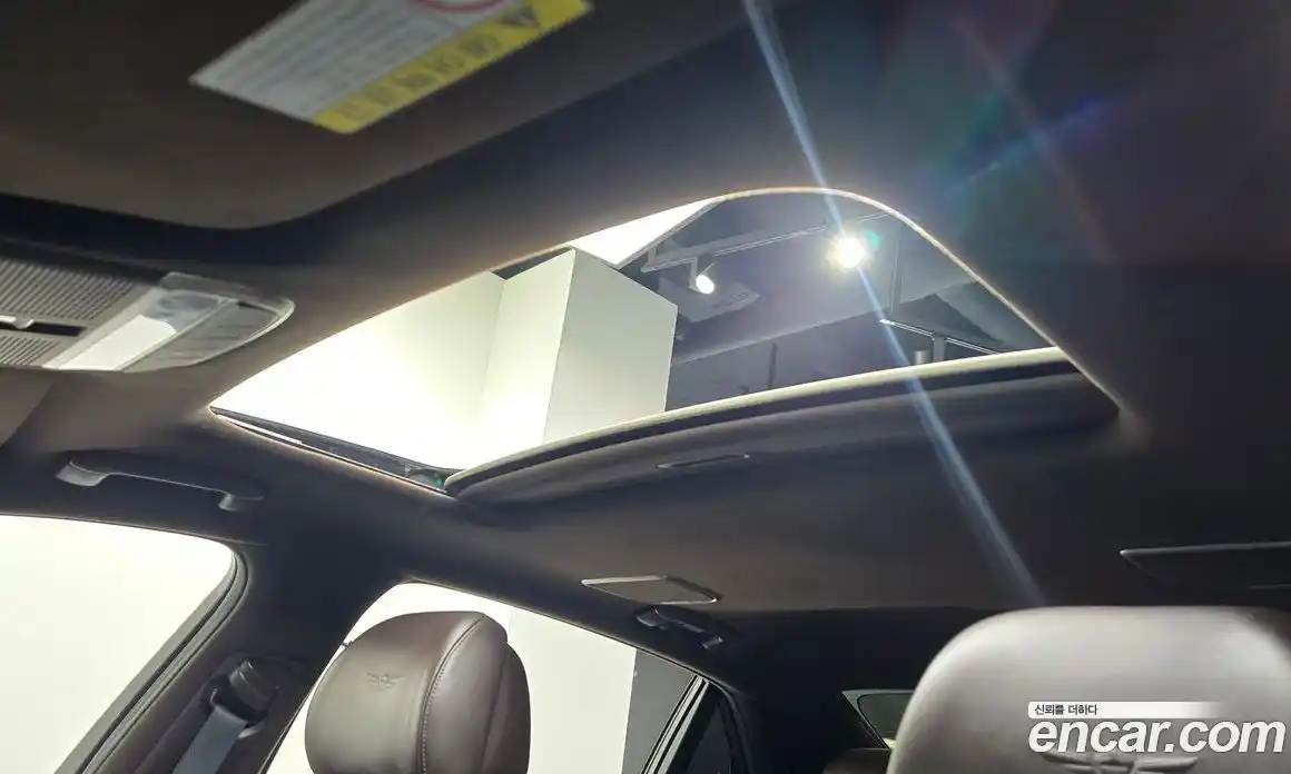 Genesis G90 2019 3.3 Автомат в Москве № 419368, фото 16