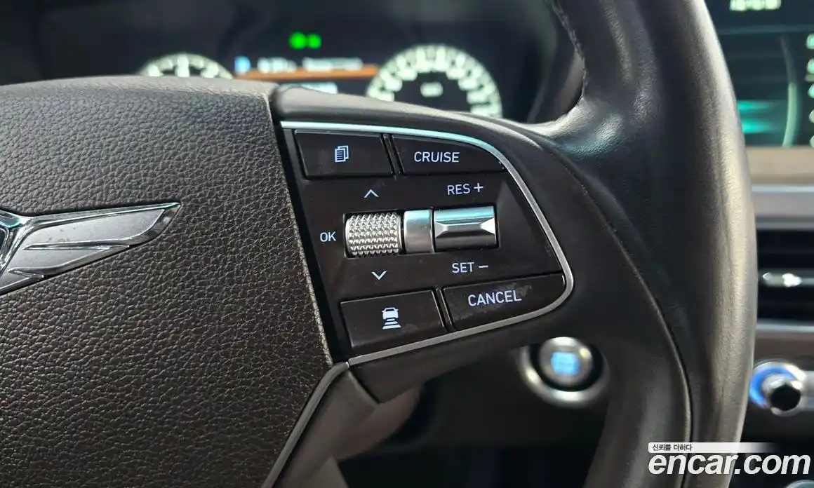 Genesis G90 2019 3.3 Автомат в Москве № 419368, фото 18