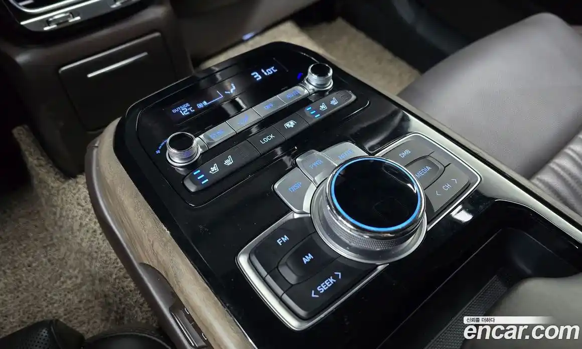 Genesis G90 2019 3.3 Автомат в Москве № 419368, фото 19