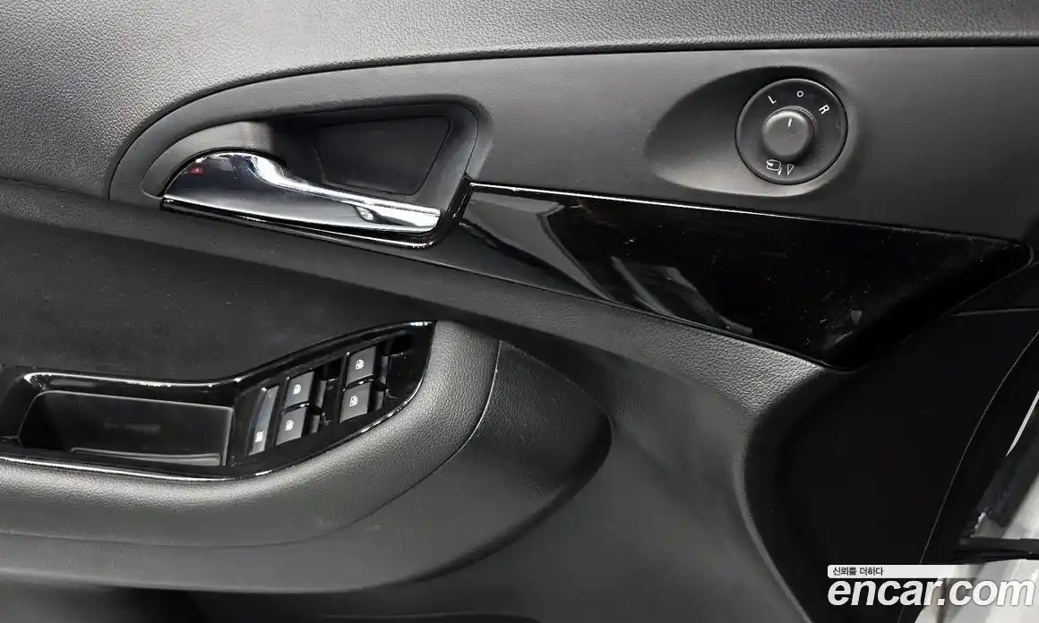 Chevrolet Orlando 2015 2.0 Автомат в Москве № 42213, фото 15