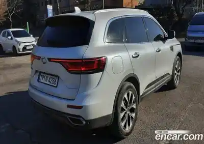 Renault QM6 2023 2.0 Автомат в Москве № 423354, миниатюра 6