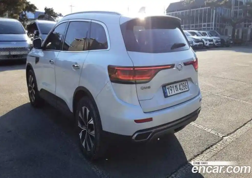 Renault QM6 2023 2.0 Автомат в Москве № 423354, фото 9