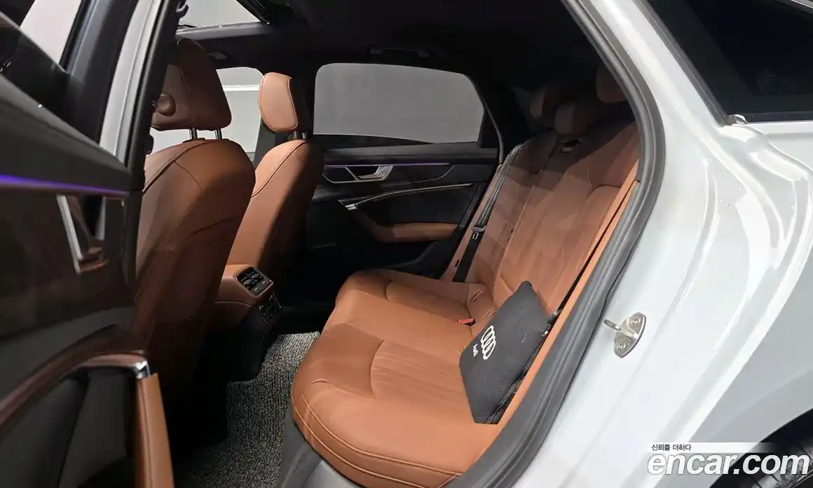 Audi A6 2023 2.0 Автомат в Москве № 428680, фото 13