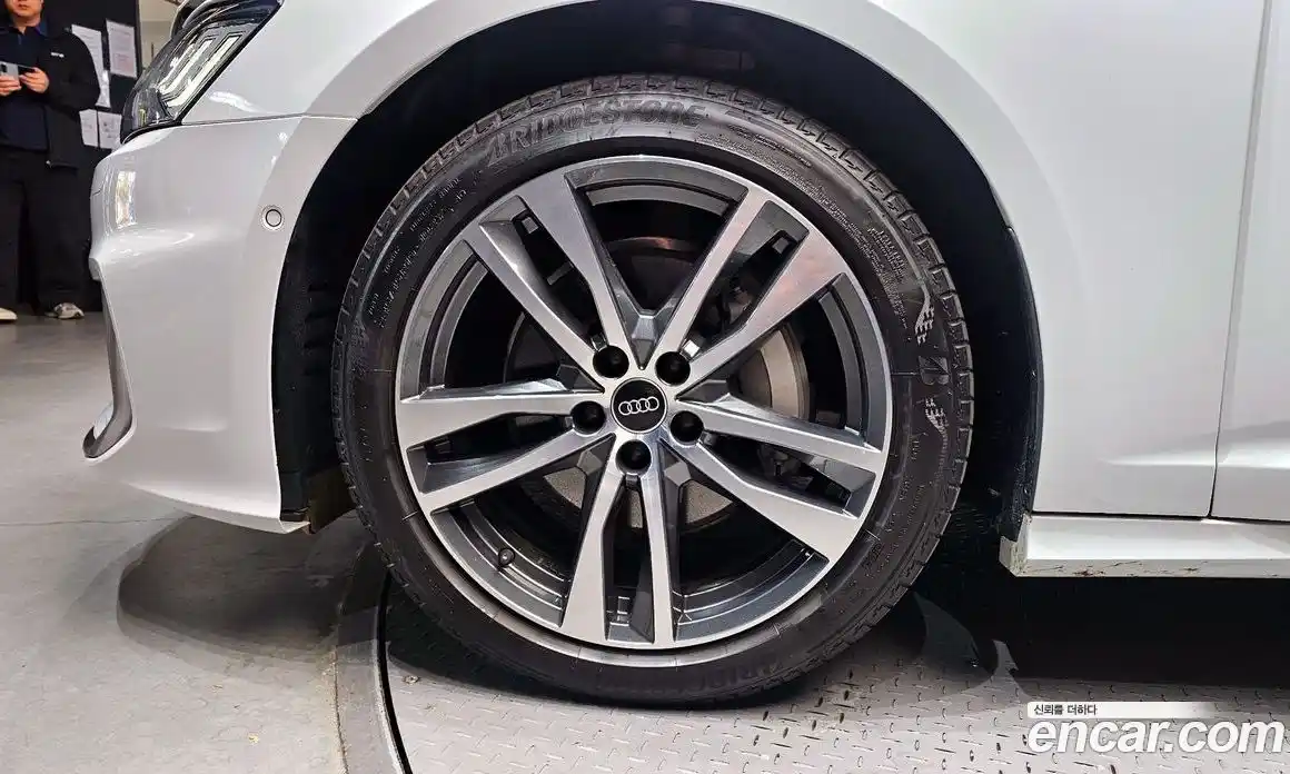 Audi A6 2023 2.0 Автомат в Москве № 428680, фото 5