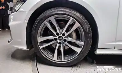 Audi A6 2023 2.0 Автомат в Москве № 428680, миниатюра 5