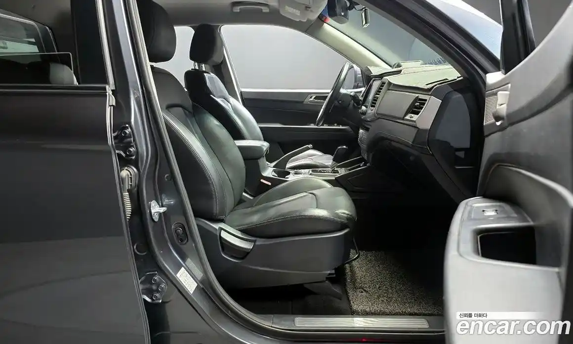 SsangYong Rexton 2018 2.2 Автомат в Москве № 454446, фото 10