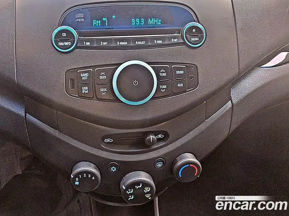 Chevrolet Spark 2012 1.0 Автомат в Москве № 460205, фото 12