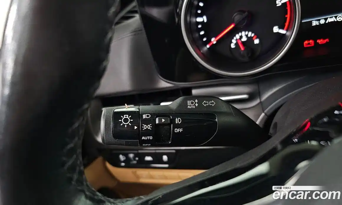 Kia Canival 2022 2.2 Автомат в Москве № 460525, фото 14