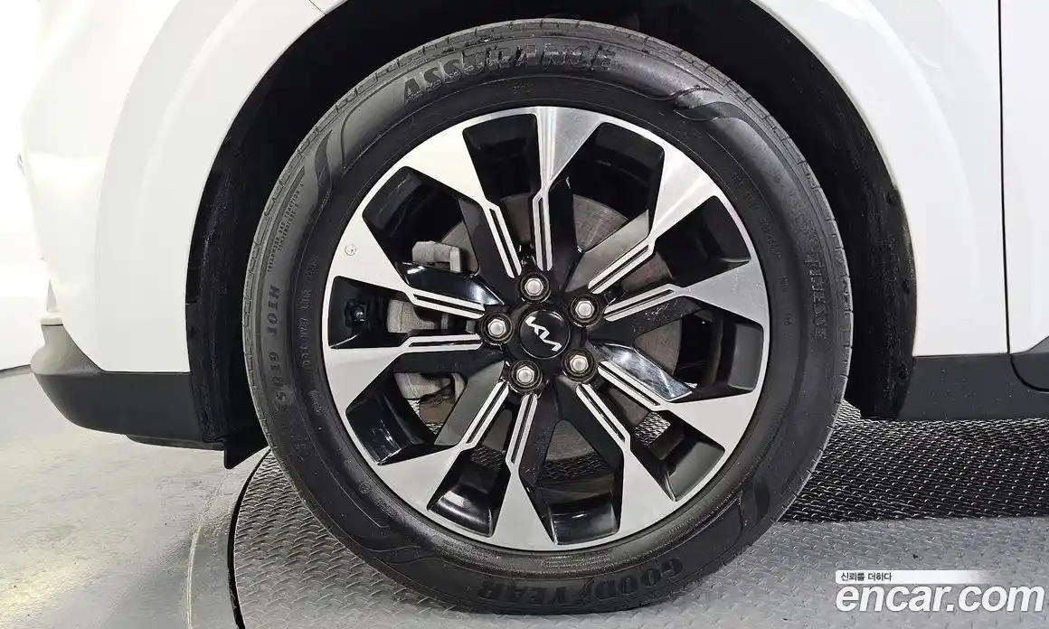 Kia Canival 2022 2.2 Автомат в Москве № 460525, фото 5