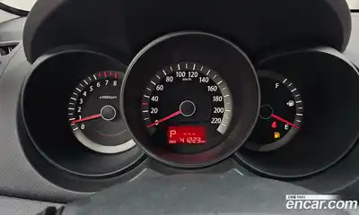 Kia Porte 2009 1.6 Автомат в Москве № 461764, миниатюра 8