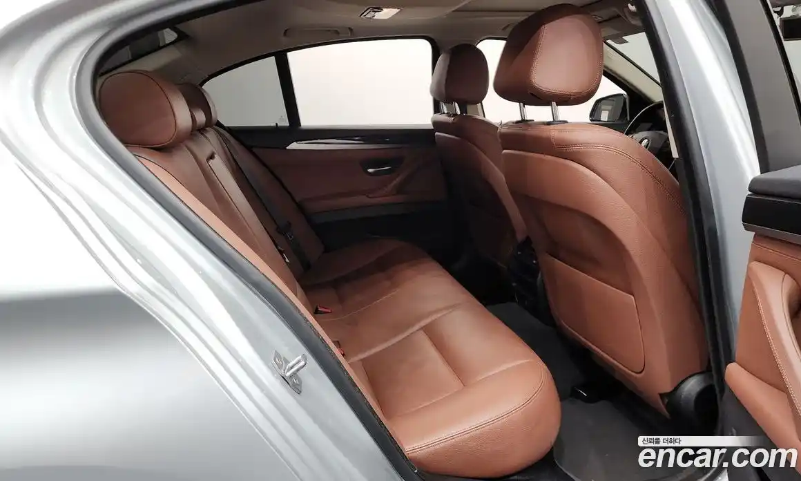 BMW 5-Series 2015 2.0 Автомат в Москве № 465544, фото 12