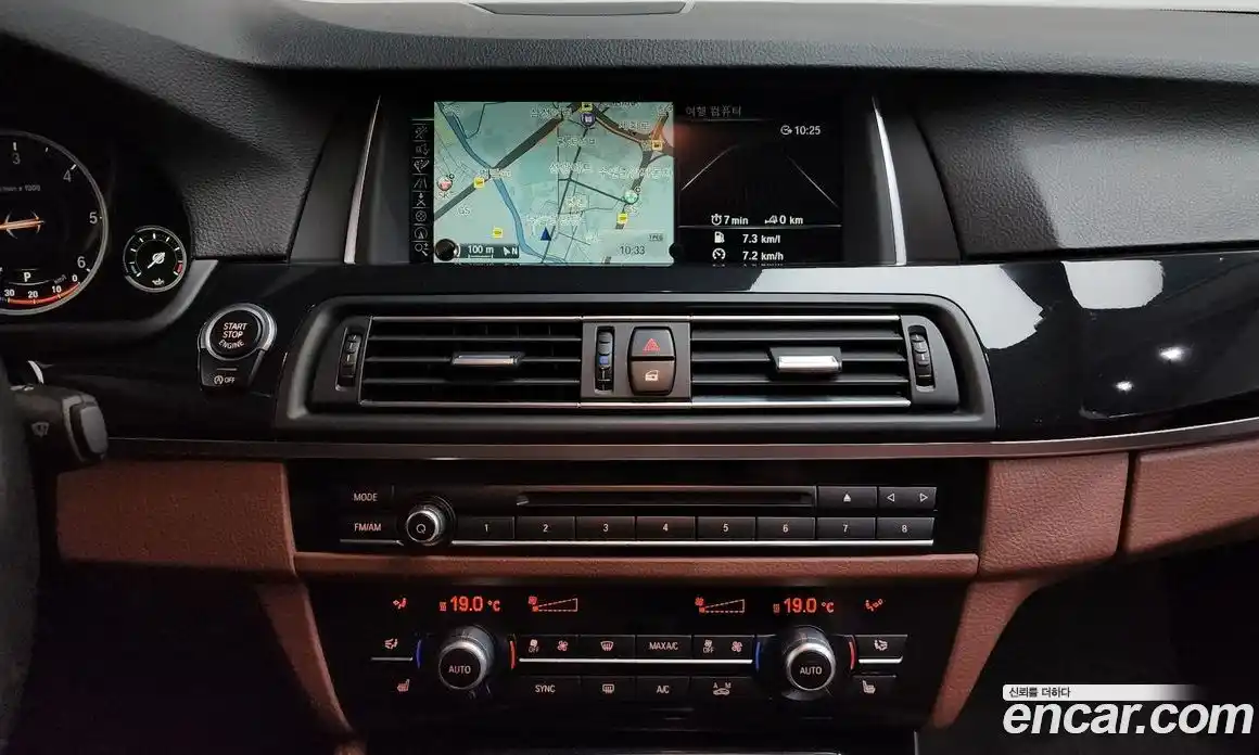 BMW 5-Series 2015 2.0 Автомат в Москве № 465544, фото 15