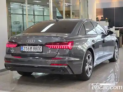 Audi A6 2025 2.0 Автомат в Москве № 469435, миниатюра 2