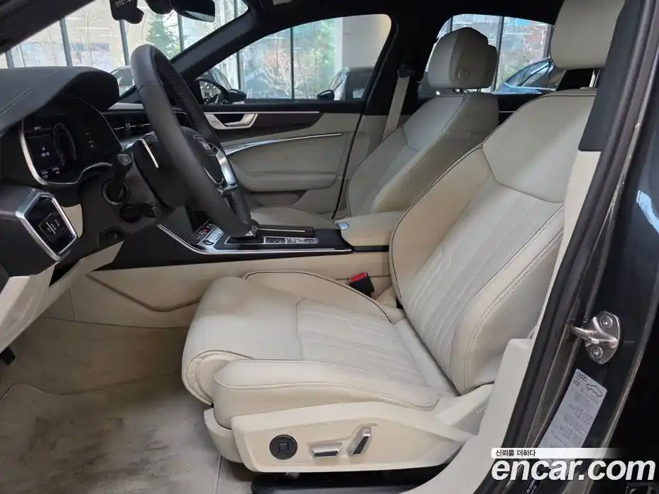 Audi A6 2025 2.0 Автомат в Москве № 469435, фото 10