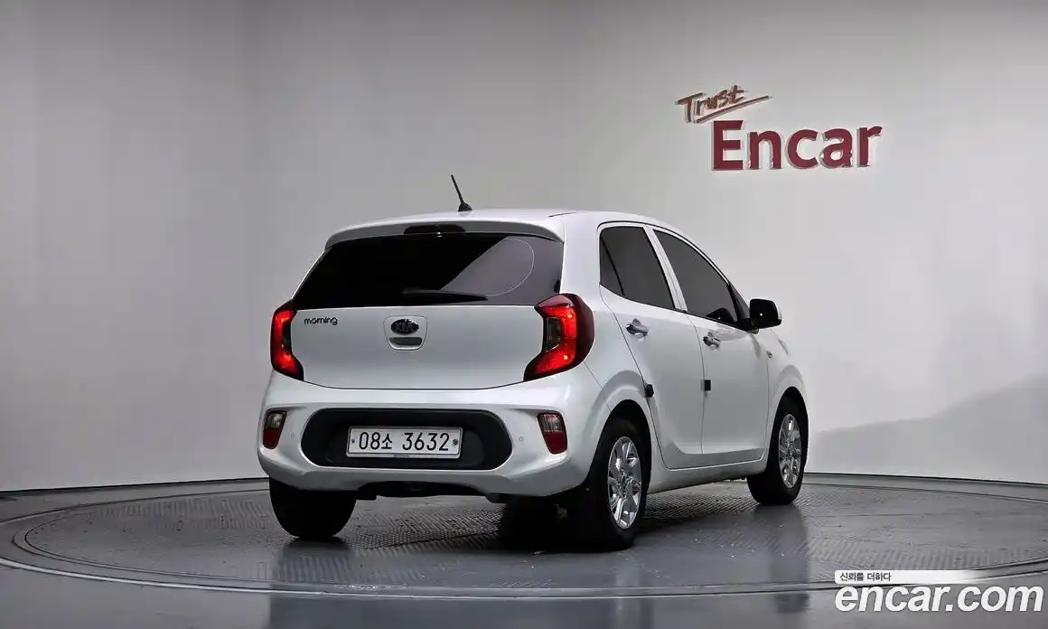 Kia Morning 2020 1.0 Автомат в Москве № 4890, фото 10