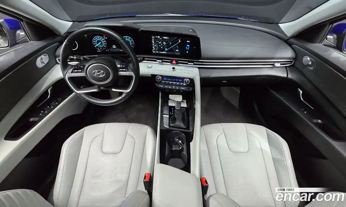 Hyundai Avante 2022 1.6 Автомат в Москве № 49484, фото 18