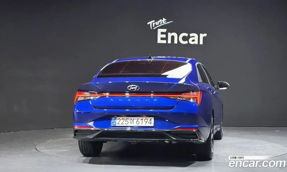 Hyundai Avante 2022 1.6 Автомат в Москве № 49484, фото 9