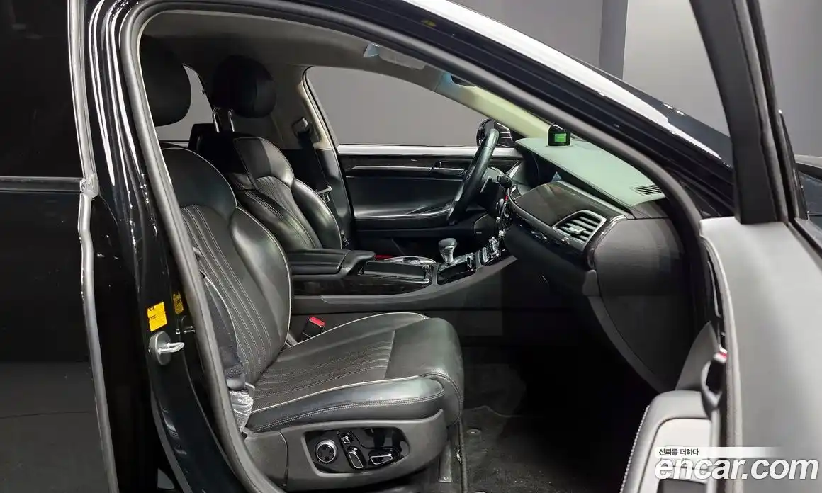 Genesis EQ900 2016 5.0 Автомат в Москве № 55016, фото 11