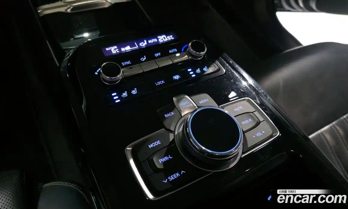 Genesis EQ900 2016 5.0 Автомат в Москве № 55016, фото 17