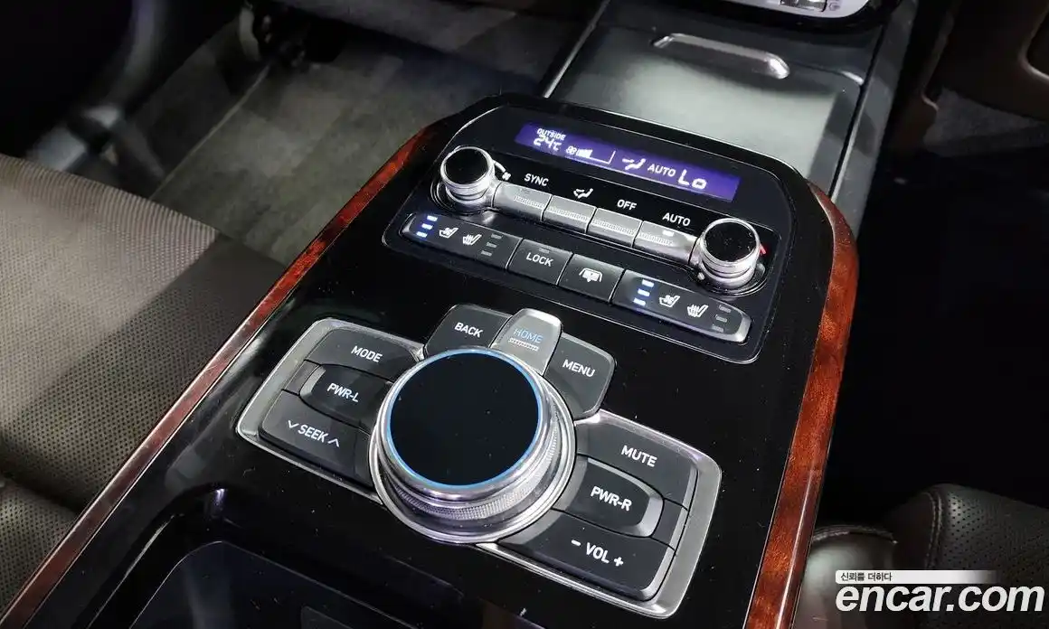 Genesis EQ900 2016 3.3 Автомат в Москве № 57346, фото 18