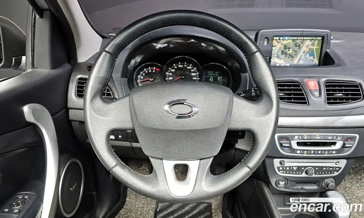 Renault SM3 2010 1.6 Автомат в Москве № 62555, фото 7