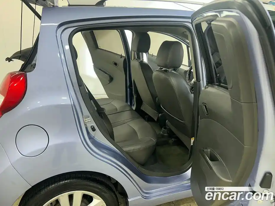 Chevrolet Spark 2014 1.0 Автомат в Москве № 73586, фото 15