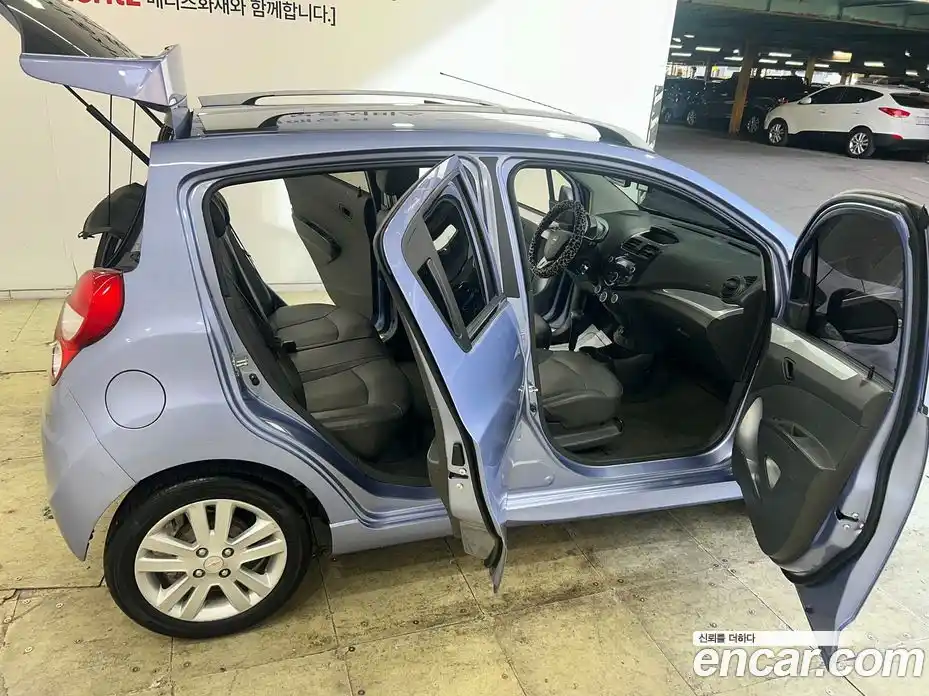 Chevrolet Spark 2014 1.0 Автомат в Москве № 73586, фото 17